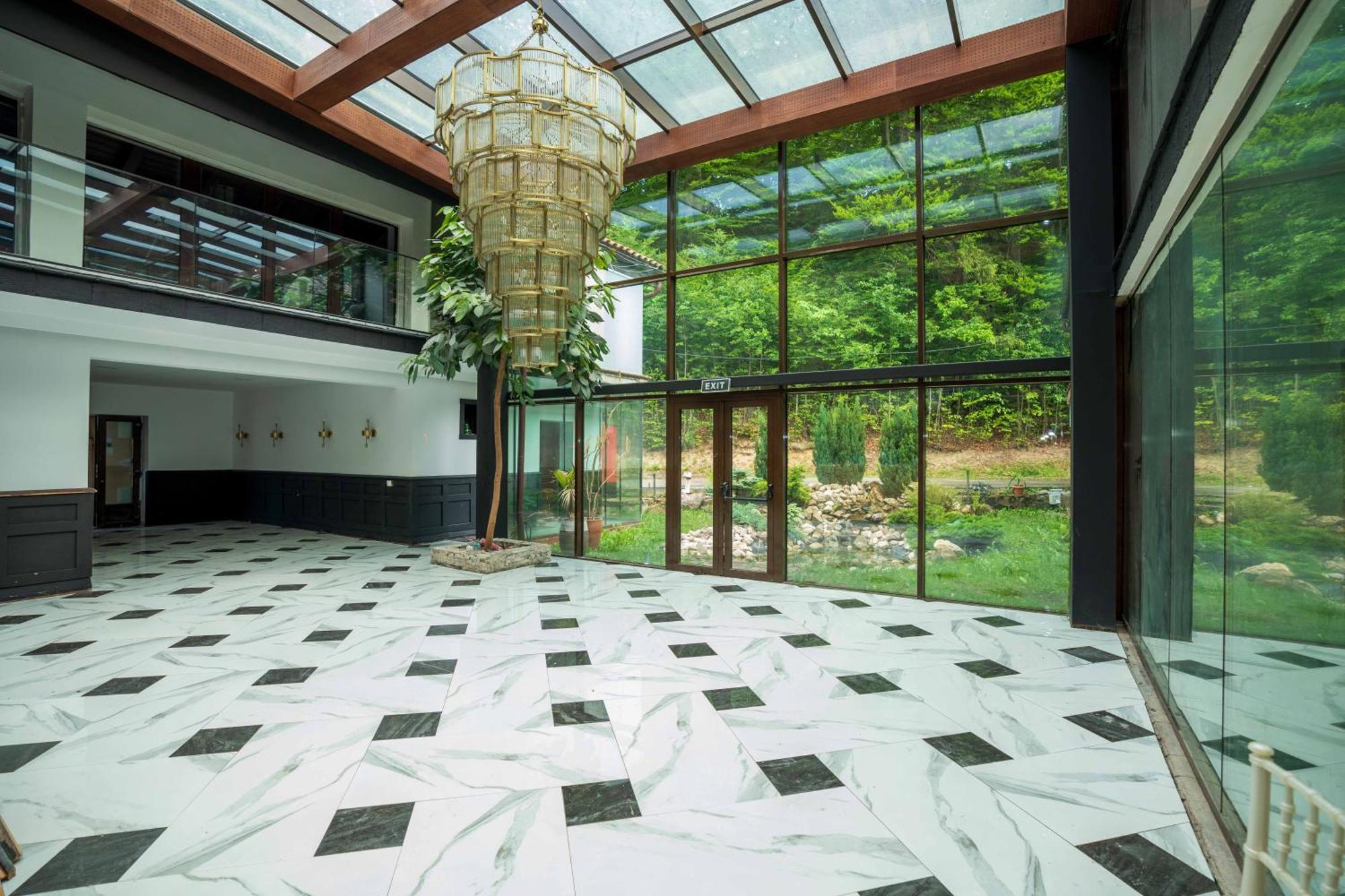 Marabou Resort Брашов Экстерьер фото