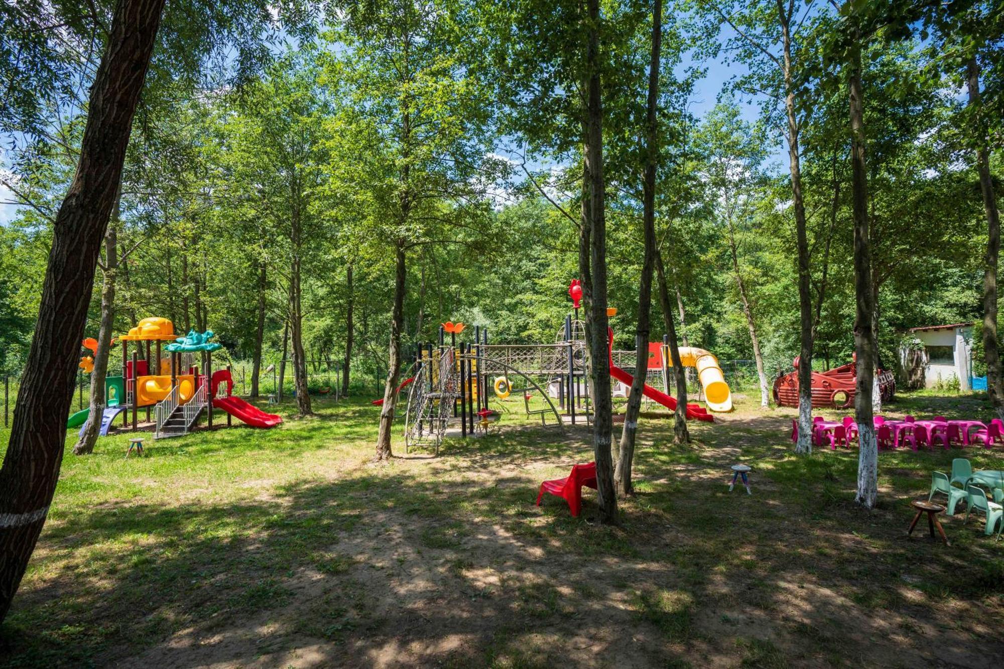 Marabou Resort Брашов Экстерьер фото