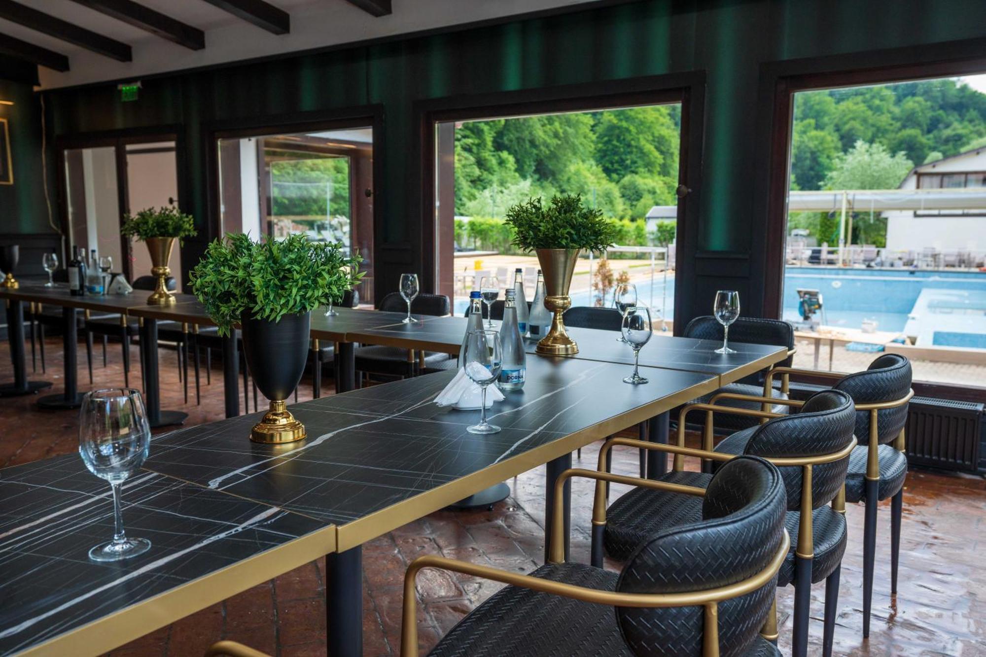 Marabou Resort Брашов Экстерьер фото